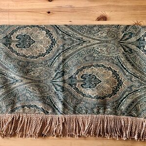 Paisley Patterned Tapestry with Fringe